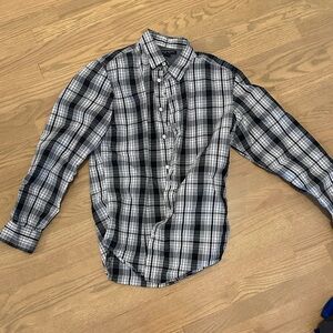 Men’s banana republic soft wash medium button up